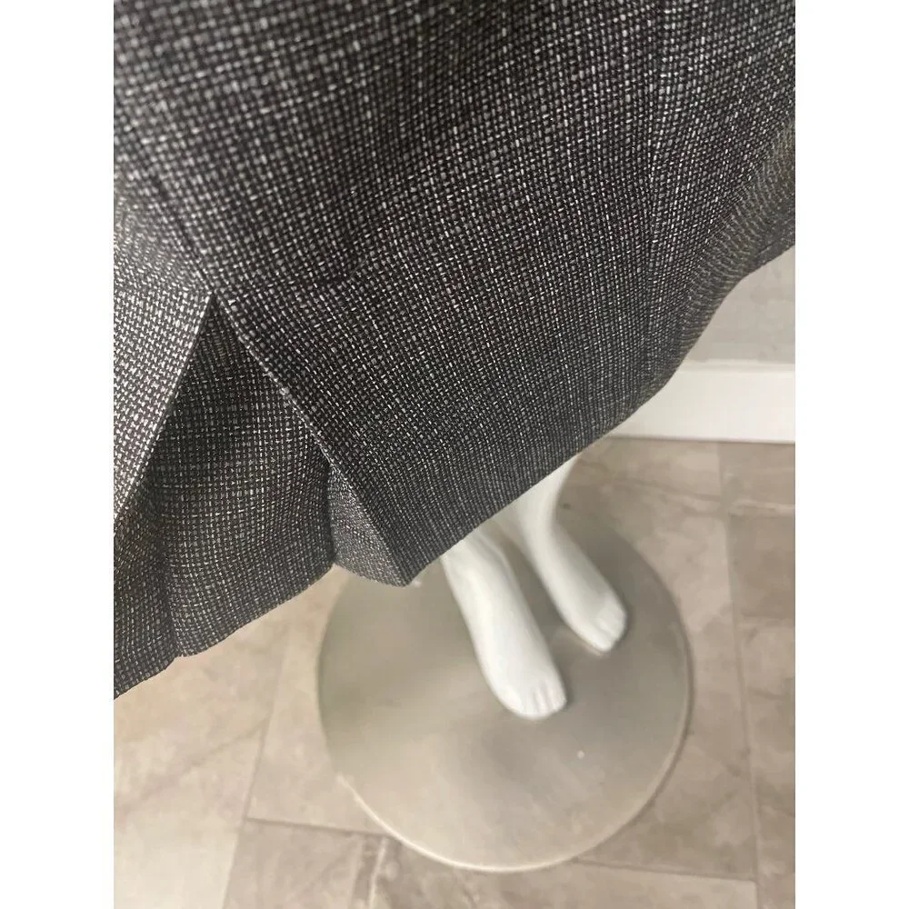 Le Suit Petite Women Gray Professional 2 Pcs Skirt Suit Set Size 6P